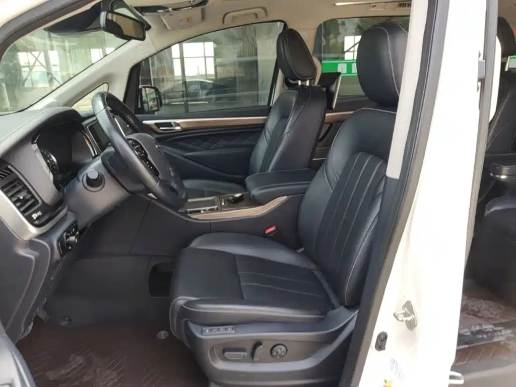 GAC Motor Trumpchi M8 — фото 15