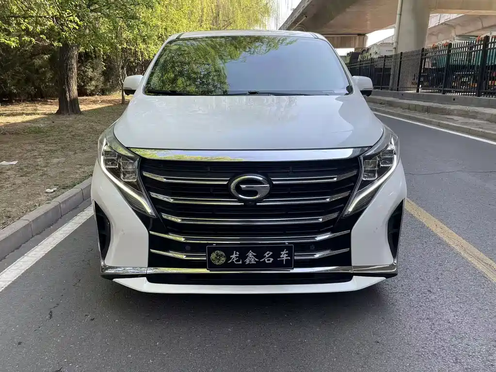 GAC Motor Trumpchi M8 — фото 2