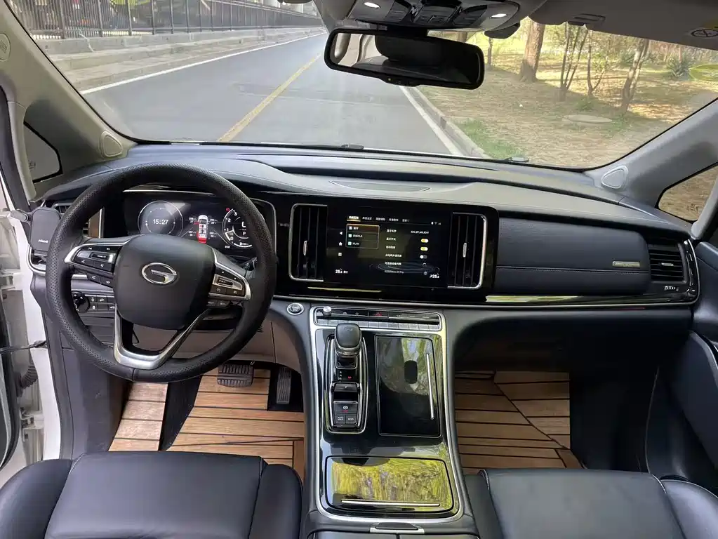 GAC Motor Trumpchi M8 — фото 13