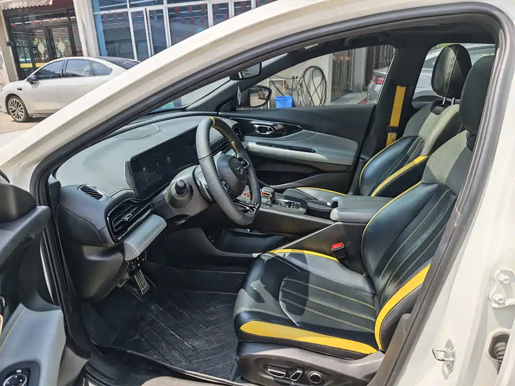 GAC Motor Shadow Leopard — фото 5