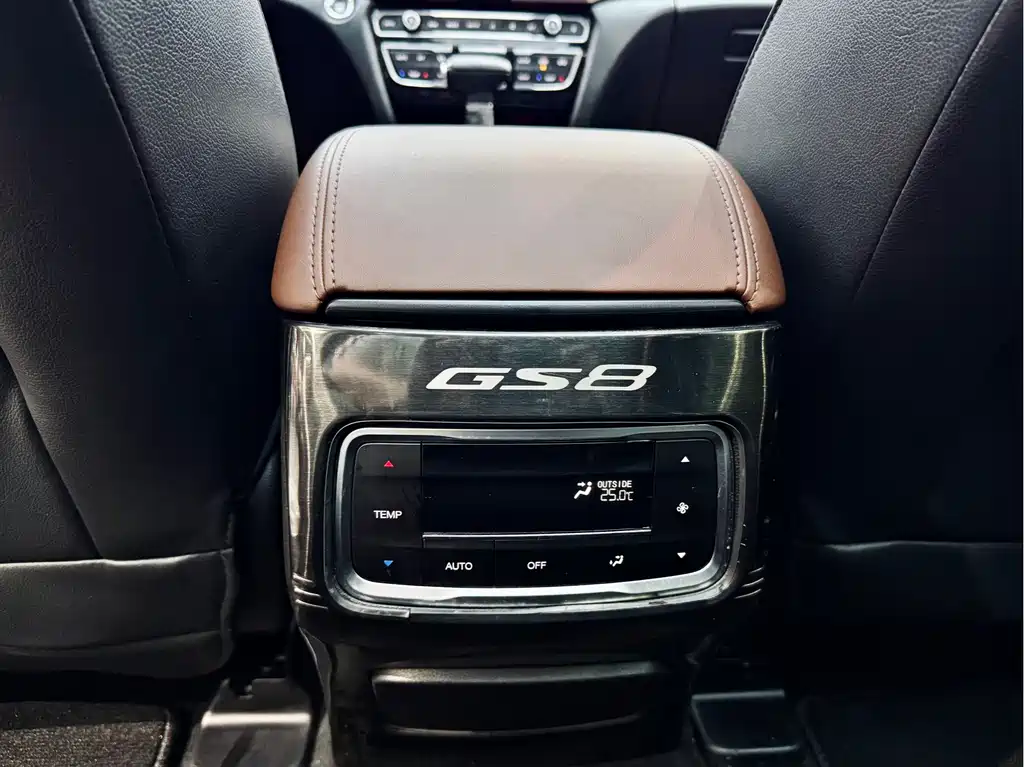 GAC Motor Trumpchi GS8 — фото 17