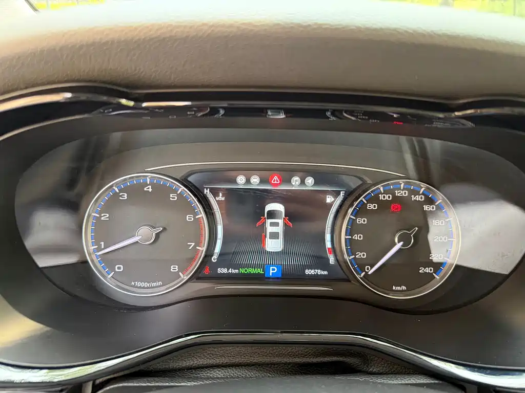 GAC Motor Trumpchi M8 — фото 10