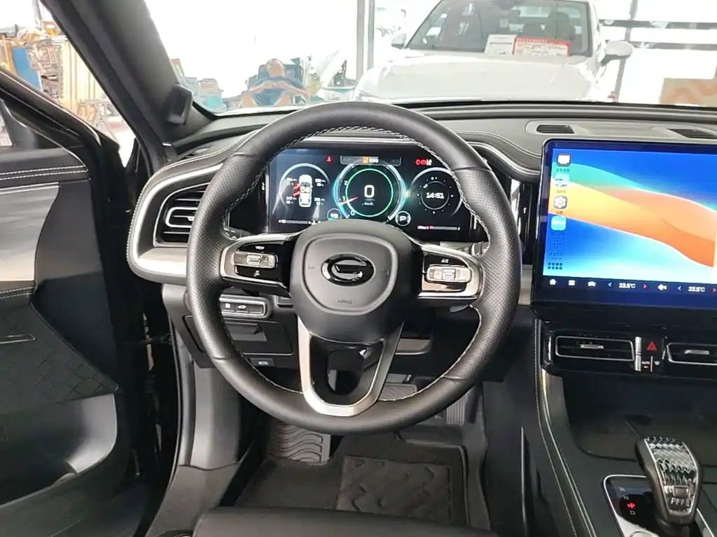 GAC Motor Trumpchi GS8 — фото 7