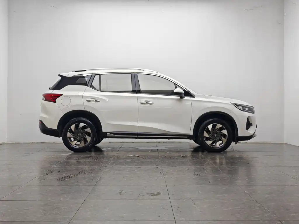 GAC Motor Trumpchi GS4 — фото 11