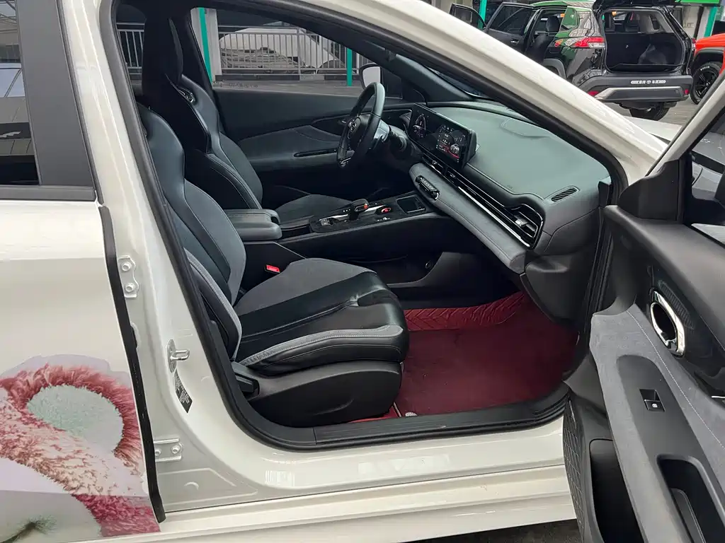 GAC Motor Shadow Leopard — фото 5