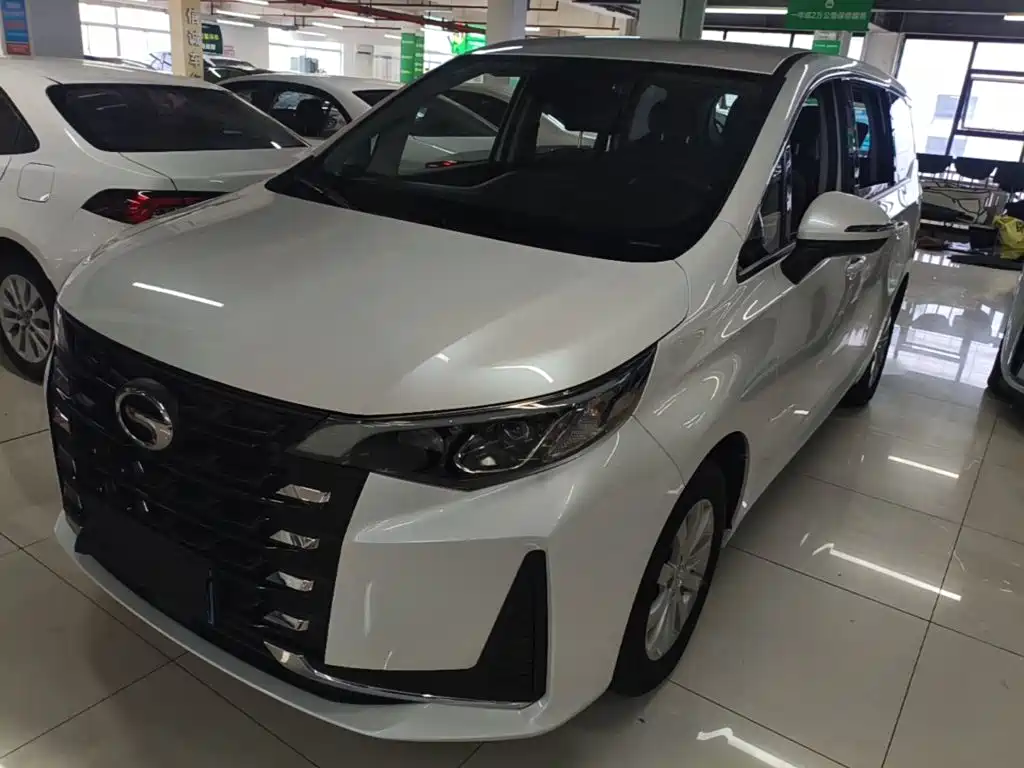 GAC Motor Trumpchi M6 — фото 2