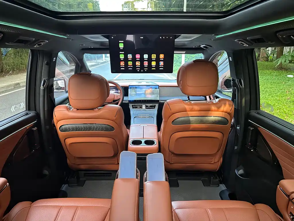 GAC Motor Trumpchi Xiangwang M8 — фото 8