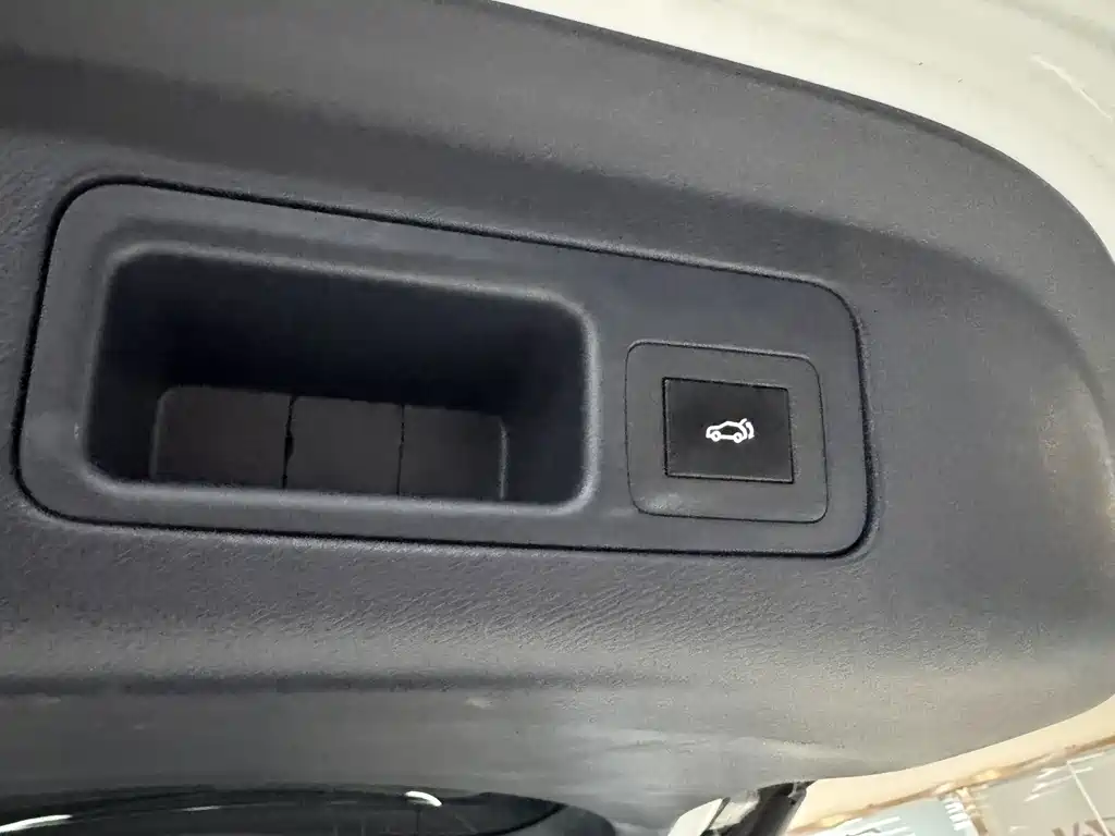 GAC Motor Trumpchi M8 — фото 14