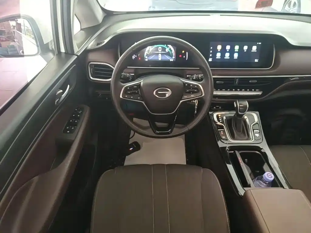 GAC Motor Trumpchi M6 — фото 11