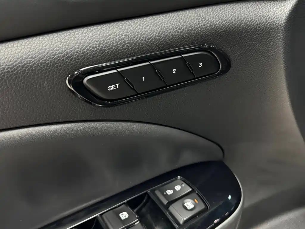 GAC Motor Trumpchi GS8 — фото 13