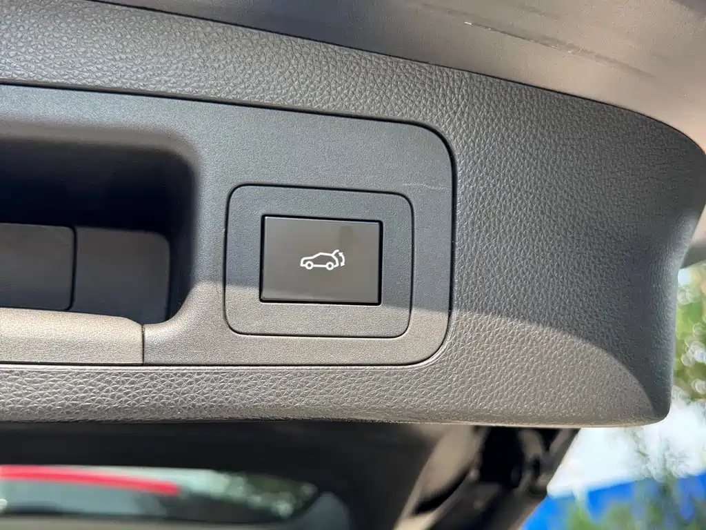 GAC Motor Trumpchi GS8 — фото 21