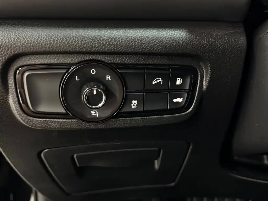 GAC Motor Trumpchi GS8 — фото 10