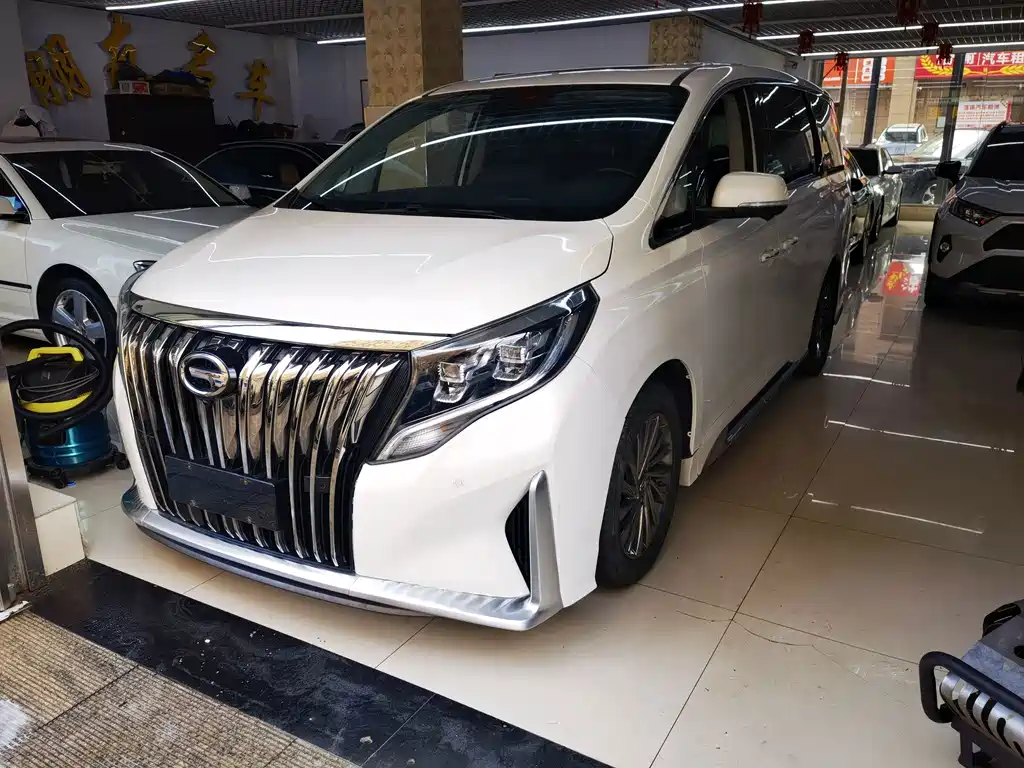 GAC Motor Trumpchi M8