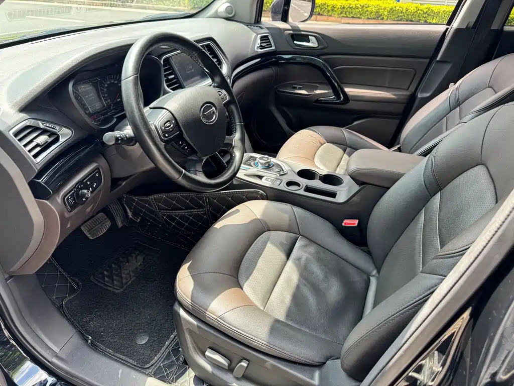 GAC Motor GS4 Hybrid — фото 8