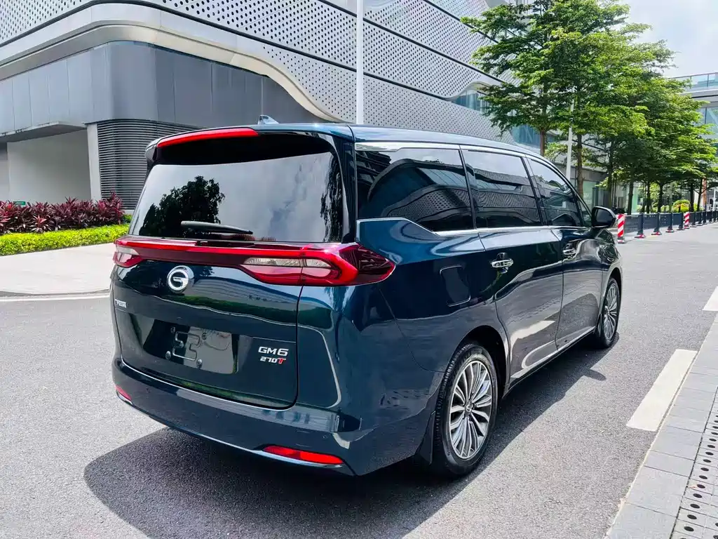 GAC Motor Trumpchi M6 — фото 15