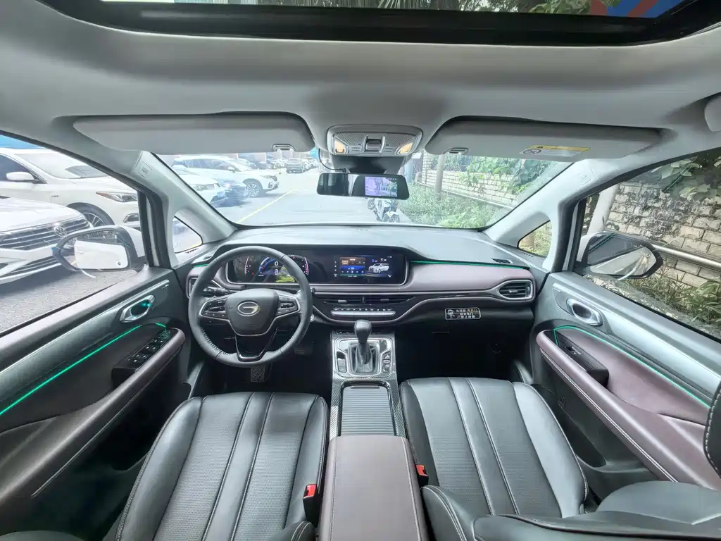 GAC Motor Trumpchi M6 — фото 17