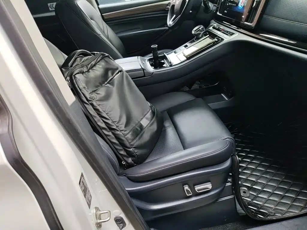 GAC Motor Trumpchi M8 — фото 25