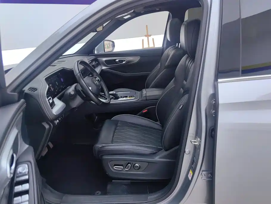 GAC Motor Trumpchi GS8 — фото 9