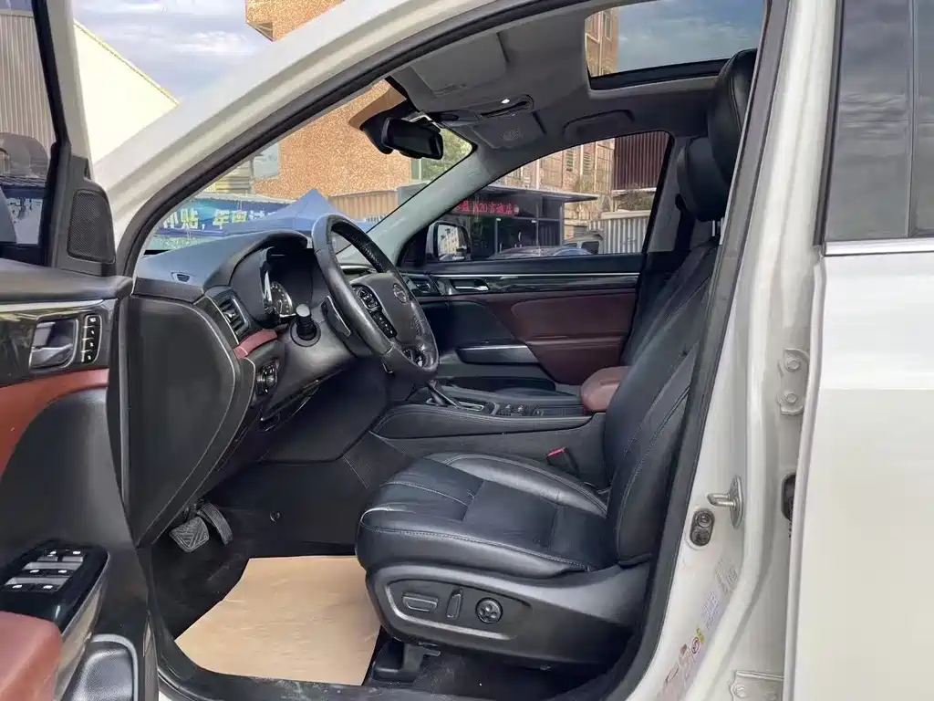 GAC Motor Trumpchi GS8 — фото 3