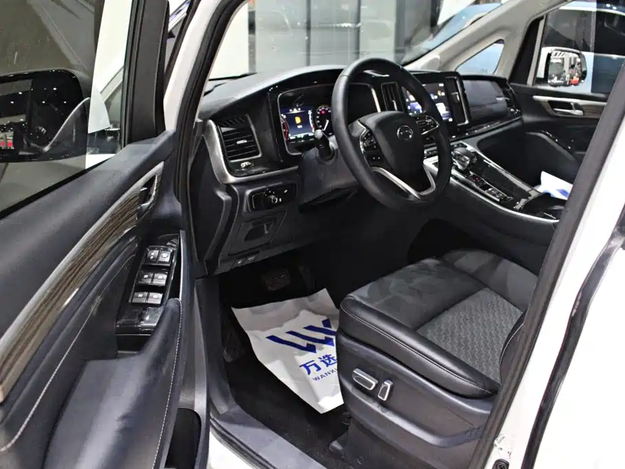 GAC Motor Trumpchi M8 — фото 4