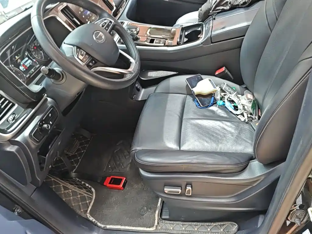 GAC Motor Trumpchi M8 — фото 15