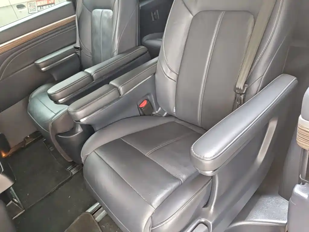 GAC Motor Trumpchi M8 — фото 17
