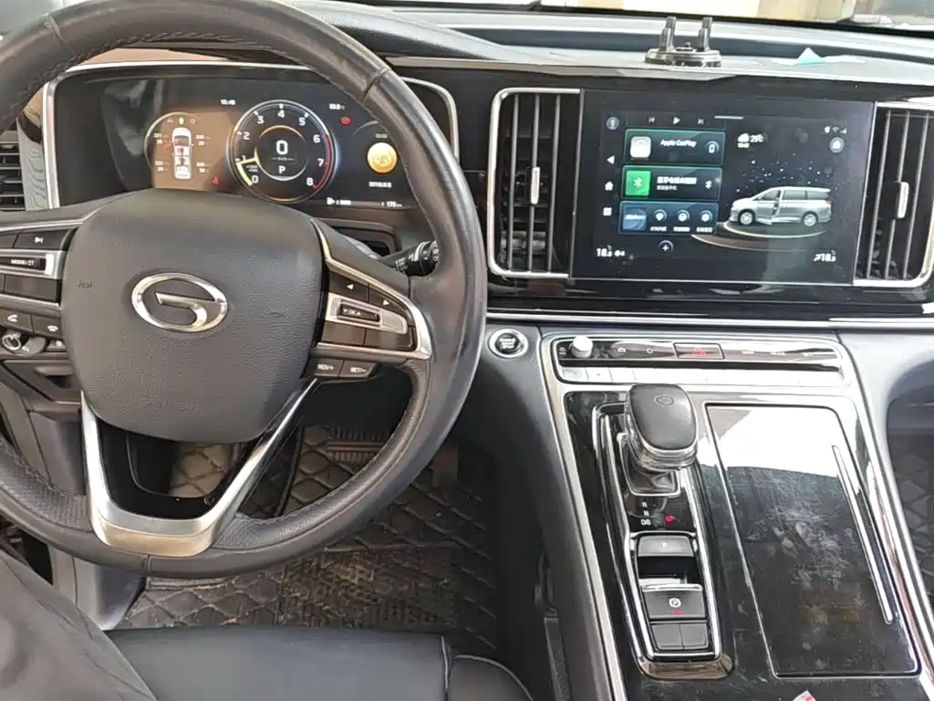 GAC Motor Trumpchi M8 — фото 10