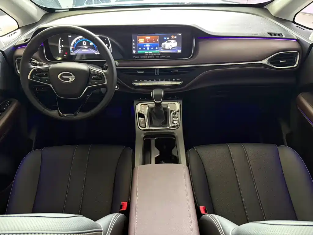 GAC Motor Trumpchi M6 — фото 14