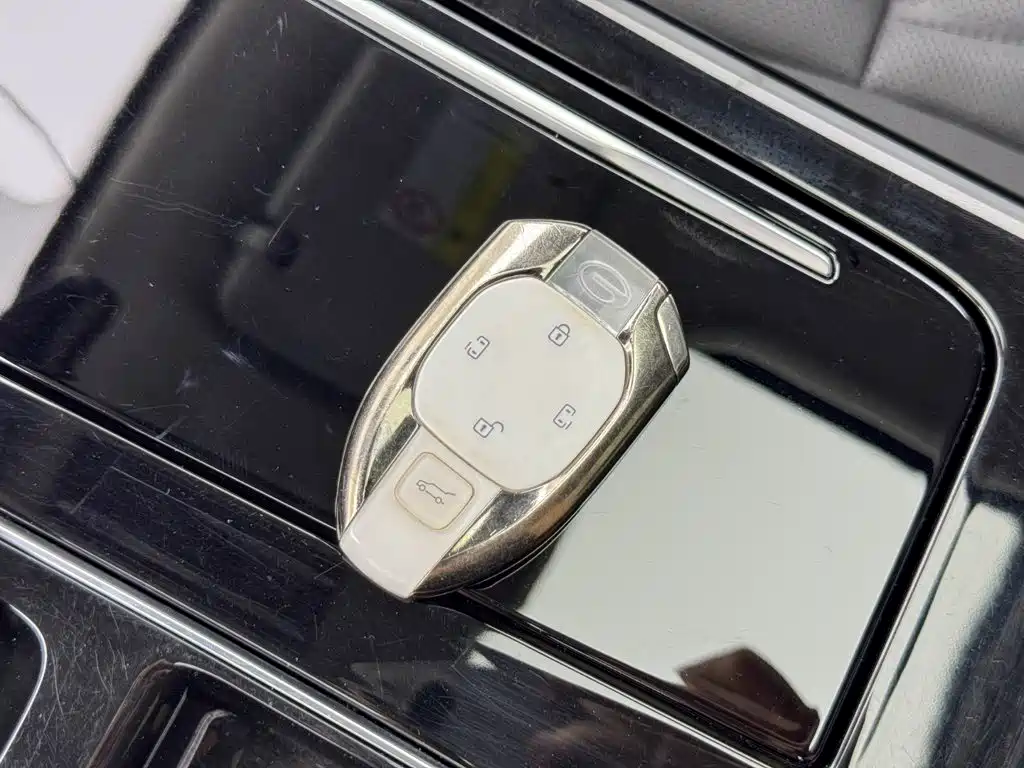 GAC Motor Trumpchi M8 — фото 26