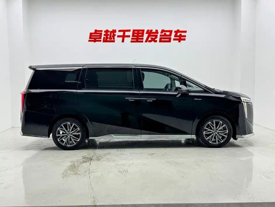 GAC Motor Trumpchi M8 — фото 6