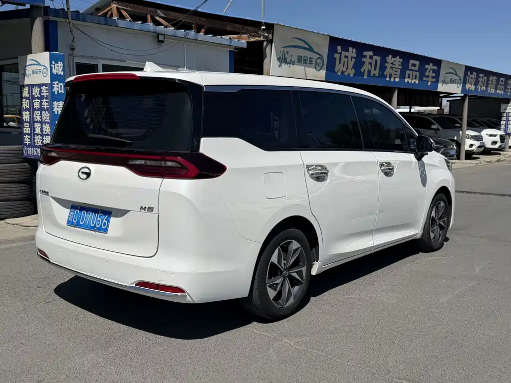GAC Motor Trumpchi M6 — фото 10