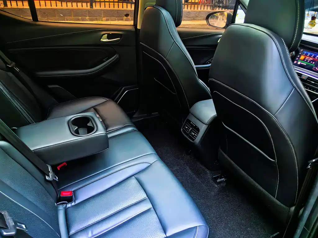 GAC Motor Trumpchi GS4 — фото 9