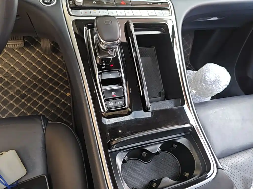 GAC Motor Trumpchi M8 — фото 14