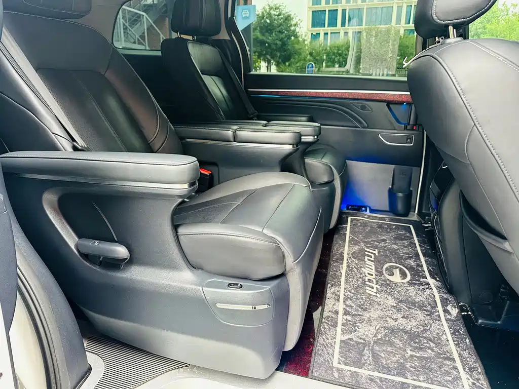 GAC Motor Trumpchi M8 — фото 14