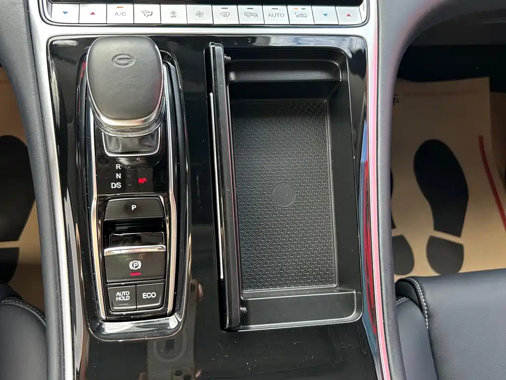 GAC Motor Trumpchi M8 — фото 17