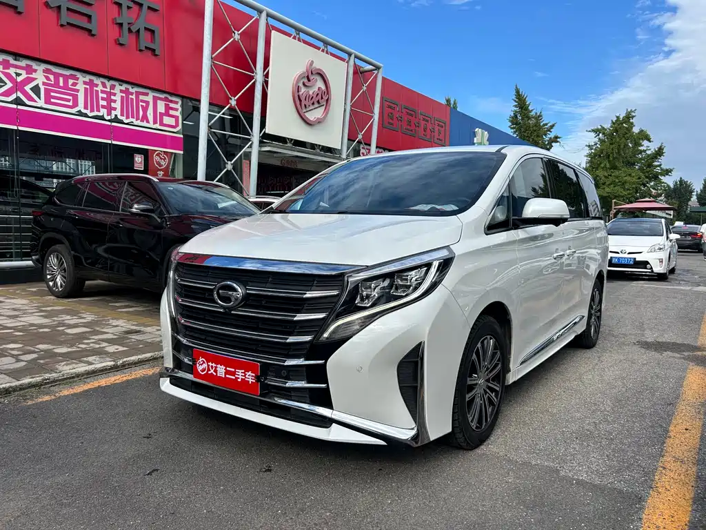 GAC Motor Trumpchi M8