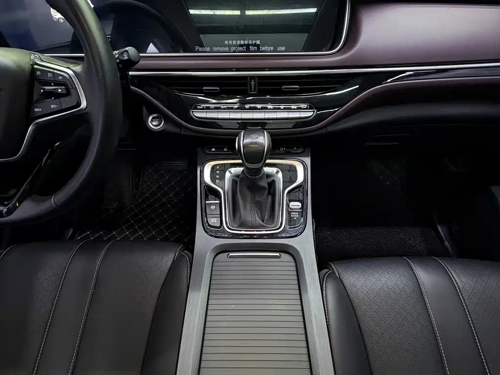 GAC Motor Trumpchi M6 — фото 15