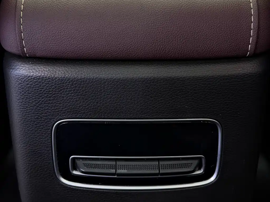 GAC Motor Trumpchi M6 — фото 16