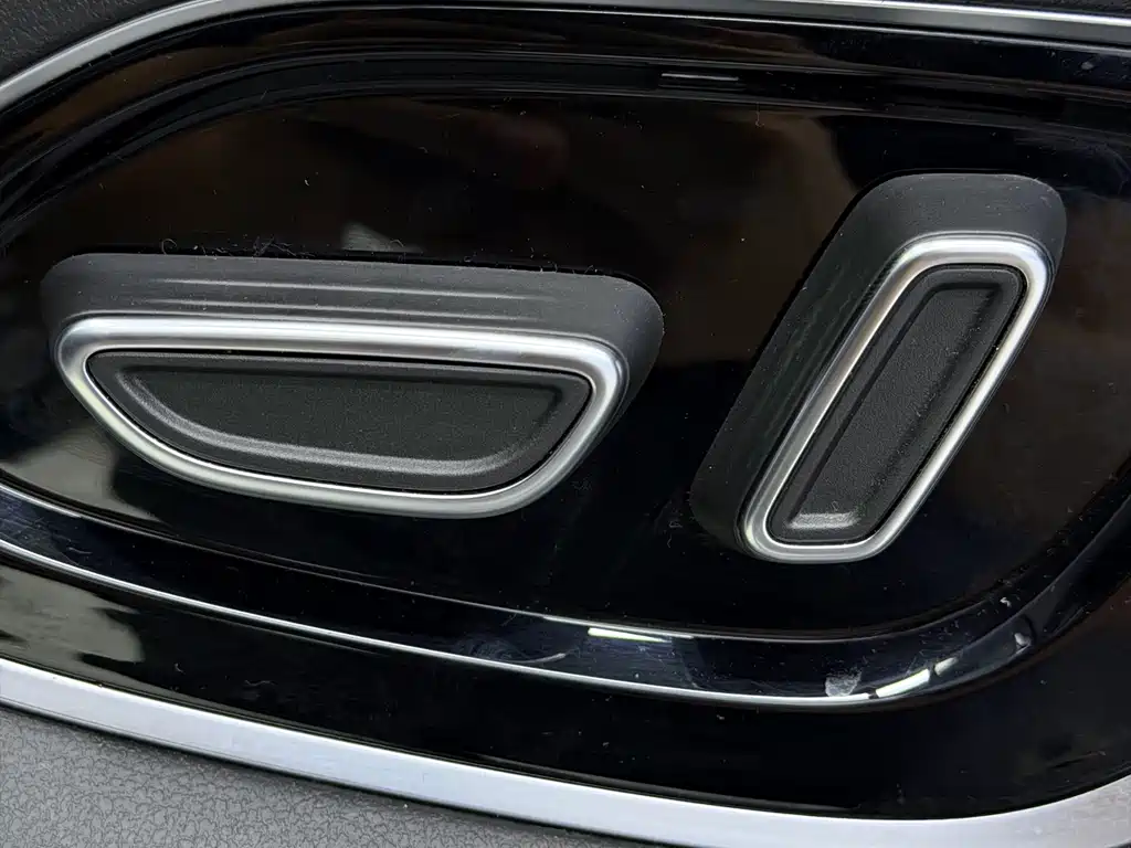 GAC Motor Trumpchi M6 — фото 8
