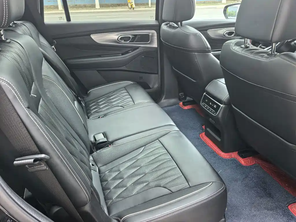 GAC Motor Trumpchi GS8 — фото 13