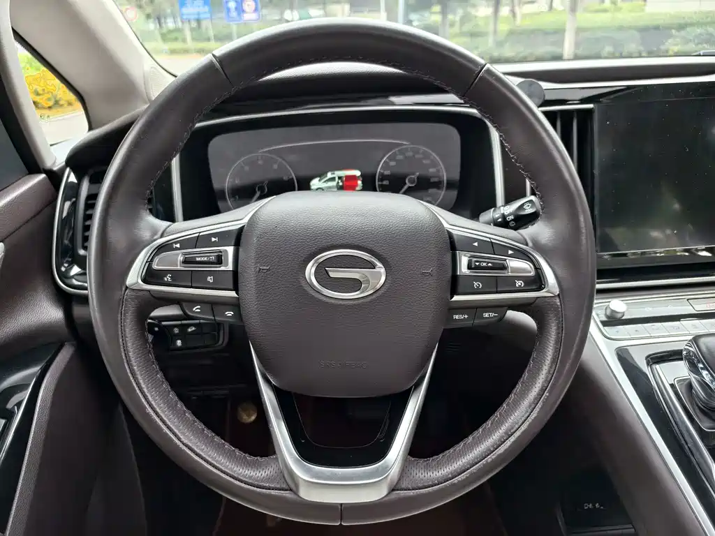 GAC Motor Trumpchi M8 — фото 14