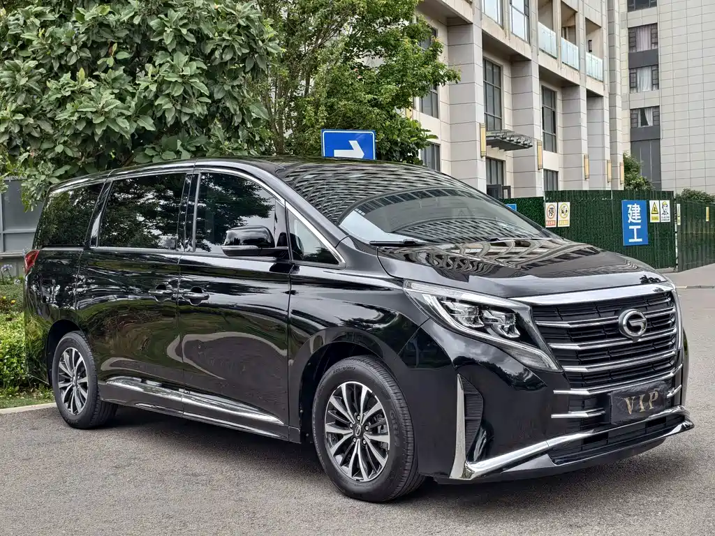 GAC Motor Trumpchi M8 — фото 3