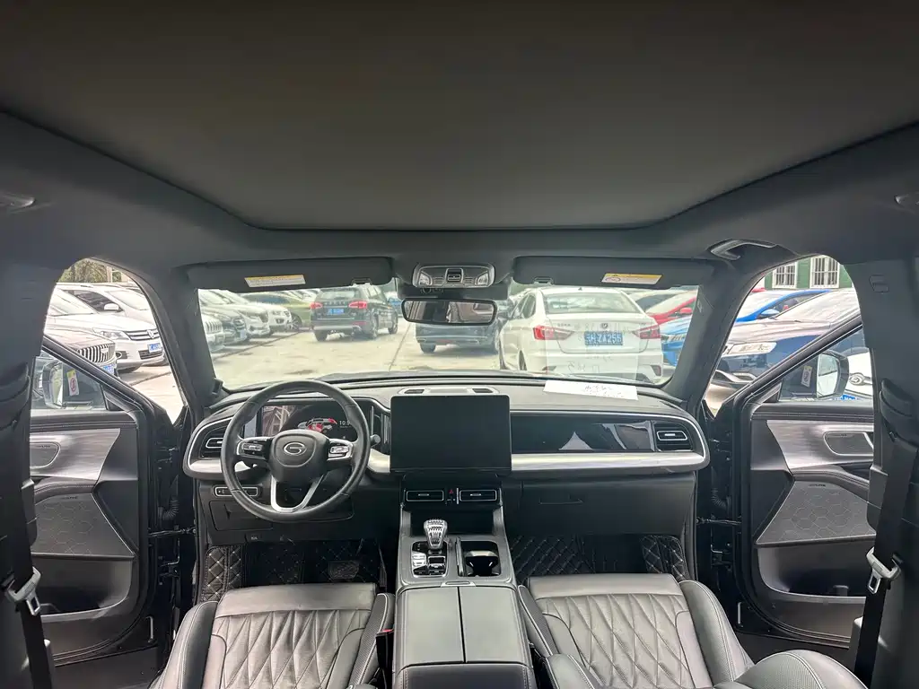 GAC Motor Trumpchi GS8 — фото 11