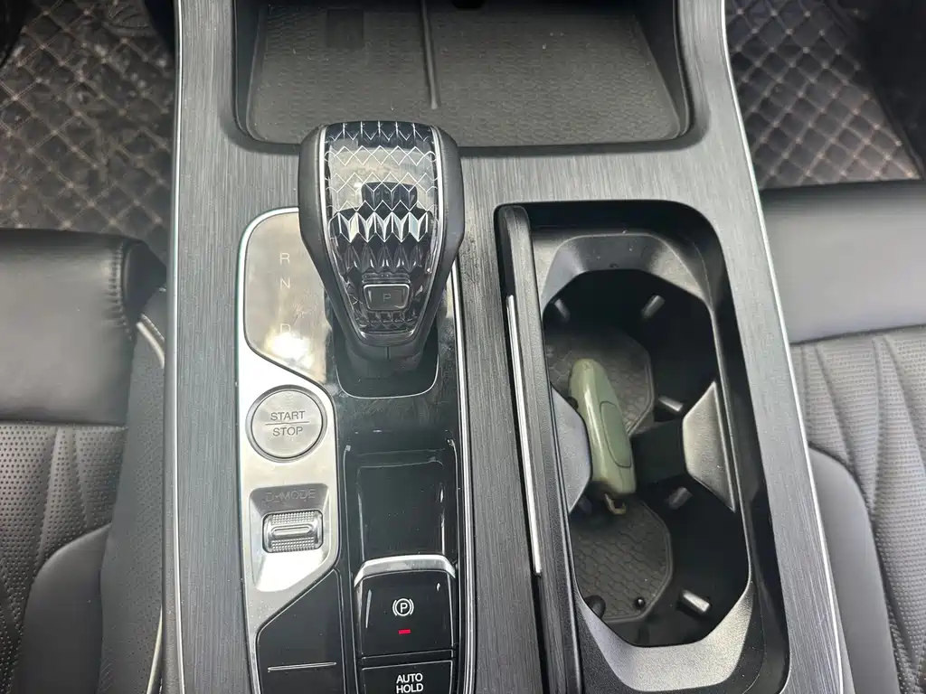 GAC Motor Trumpchi GS8 — фото 13