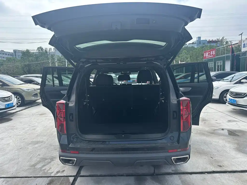 GAC Motor Trumpchi GS8 — фото 10