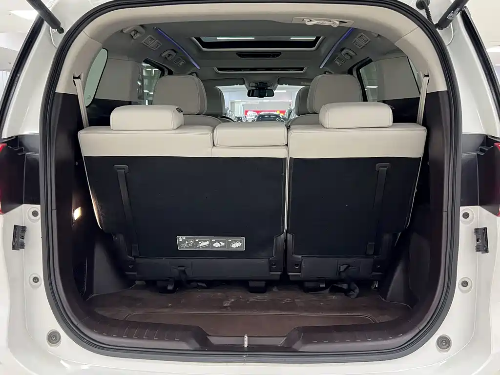 GAC Motor Trumpchi M8 — фото 18
