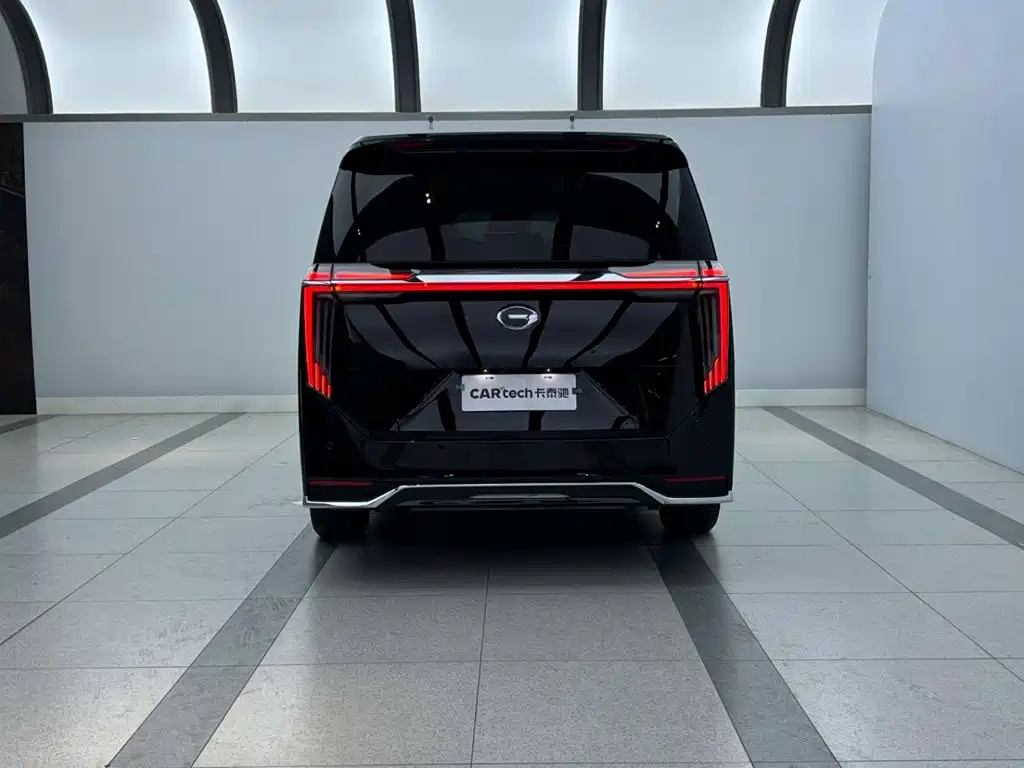 GAC Motor Trumpchi M8 — фото 3
