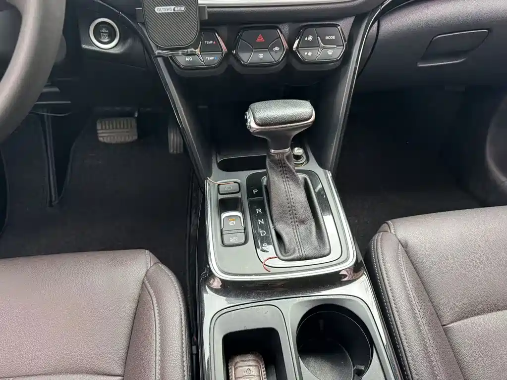 GAC Motor Trumpchi GS4 — фото 10
