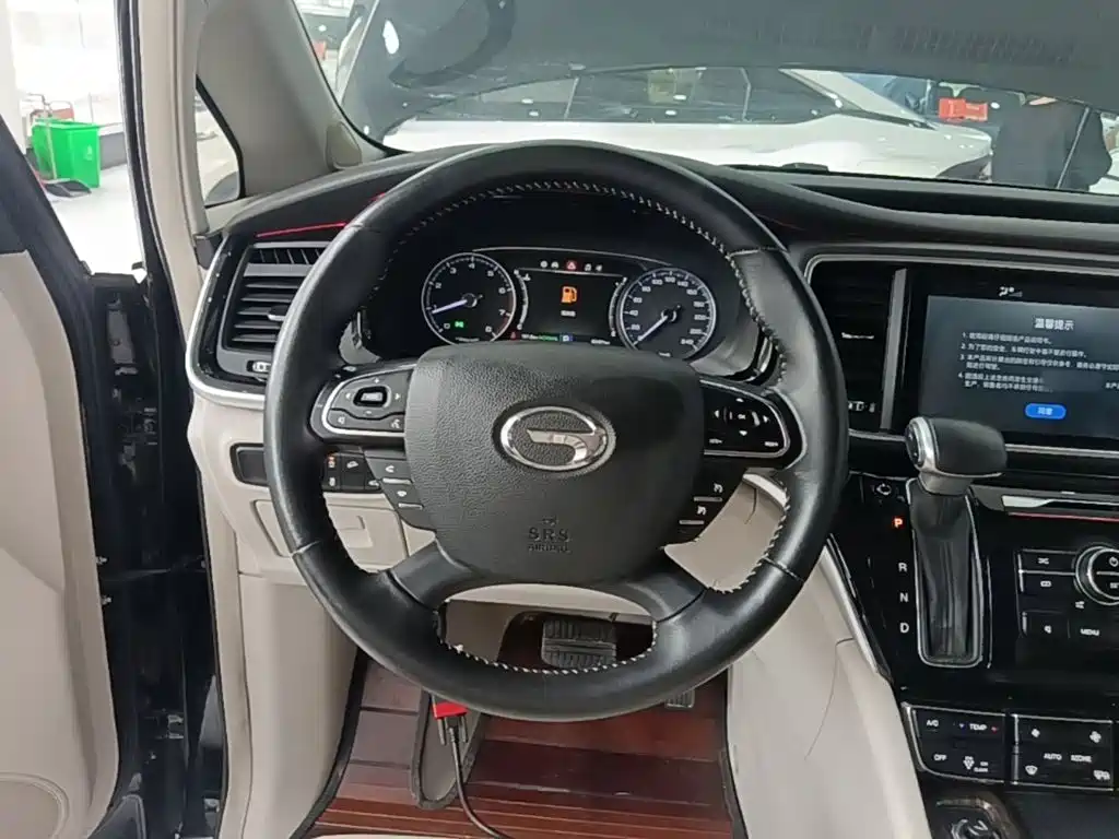 GAC Motor Trumpchi M8 — фото 11