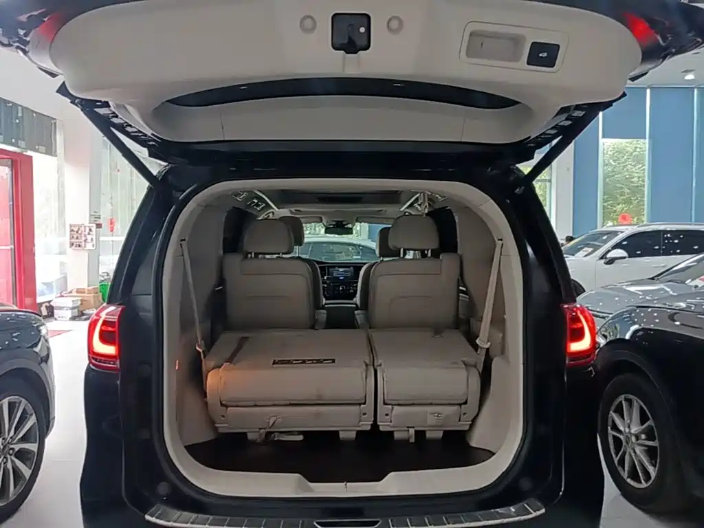 GAC Motor Trumpchi M8 — фото 19